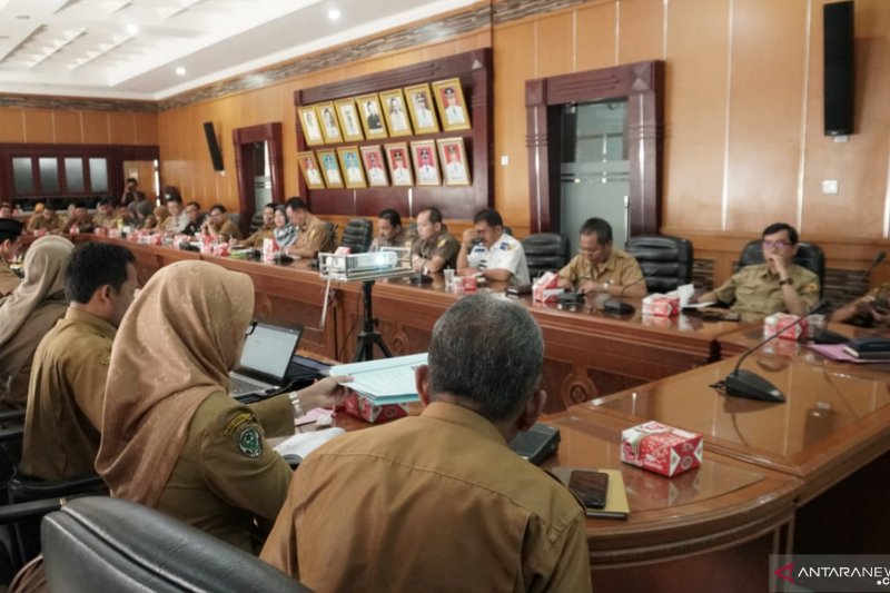 Dinkes Tanah Datar pantau warga baru pulang dari Jakarta daerah terdampak corona (Video)