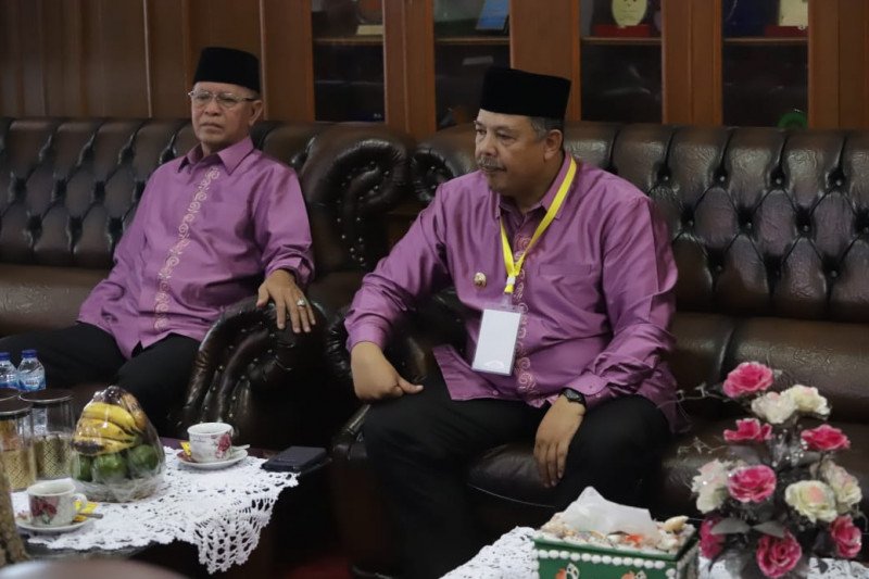Wali Kota Solok hadiri Rakerwil I Apeksi 2020 di Pariaman
