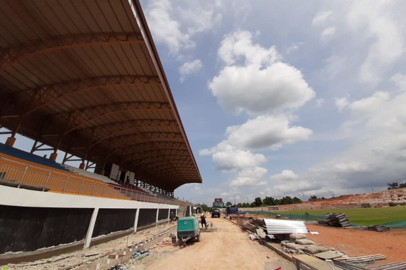 Peresmian Stadion Dompak ditunda