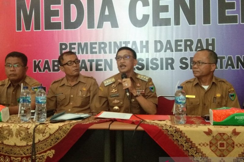 Bupati pastikan pelayanan publik di Pesisir Selatan berlangsung normal