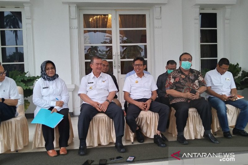 Gubernur Sumbar izinkan bupati/wali kota "liburkan" siswa