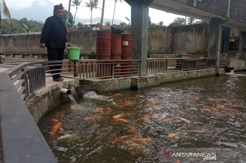 KKP berikan bantuan sembako korban banjir bandang di Garut