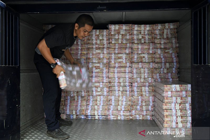 Bi Sudah Kucurkan Rp300 Triliun Kawal Rupiah Dari Tekanan Covid 19 Antara News