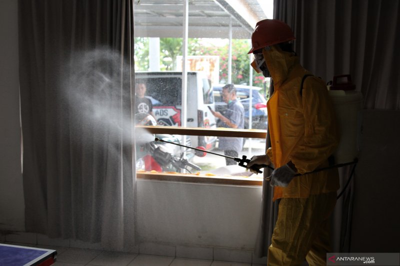 BUMN SEMPROT CAIRAN DISINFEKSI