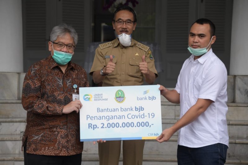 Bank BJB bantu Rp2 miliar ke untuk perangi wabah COVID-19