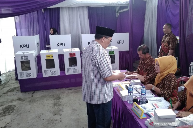 Sebagian tahapan Pilbup 2020 ditunda KPU Kabupaten Bandung