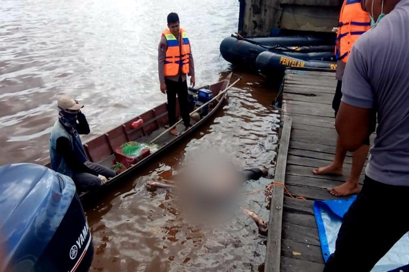 Nelayan temukan jasad Panitera Pengadilan Tinggi Kalteng mengapung di sungai