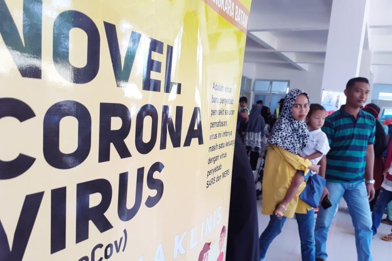 Seorang warga Solok Selatan berstatus pasien dalam pengawasan COVID-19 dirujuk ke RS Achmad Mochtar