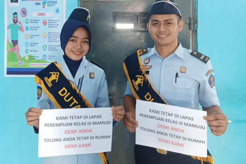 Warga binaan Lapas di Sulbar diberikan vitamin cegah COVID-19