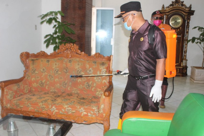 Pemkab Pasaman Barat minta warga yang baru datang dari luar daerah segera lapor