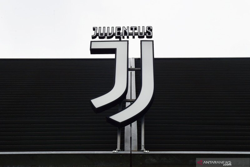 Pemain dan staf Juventus sepakati pemotongan gaji 4 bulan