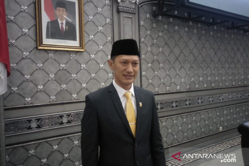 DPRD Cianjur alihkan anggaran perjalanan dinas untuk pengadaan APD