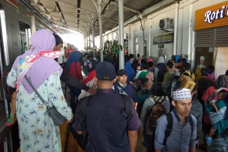 Jadwal operasional KA Lokal Sukabumi Cianjur dan Bogor dibatalkan