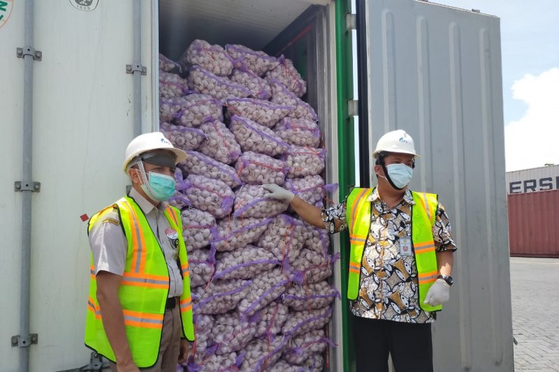 52.000 ton bawang putih impor sudah masuk Indonesia