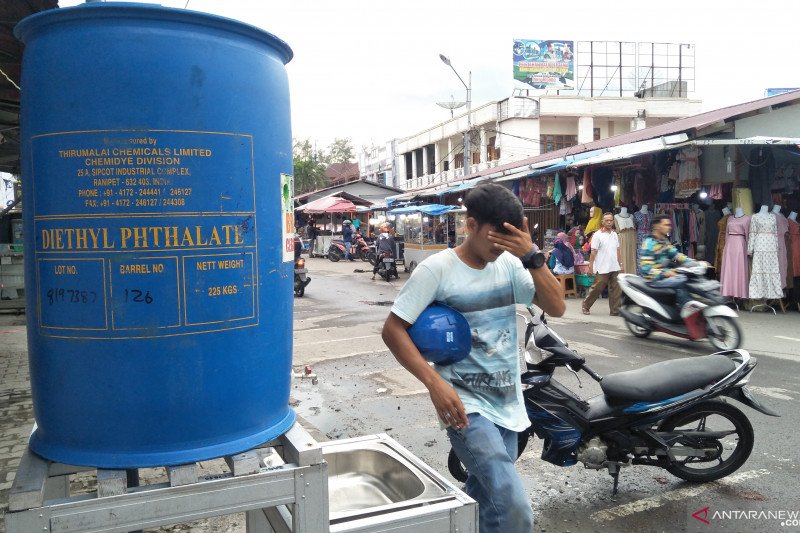 Pemkot Pariaman pastikan tidak tutup pasar akibat COVID-19 (Video)