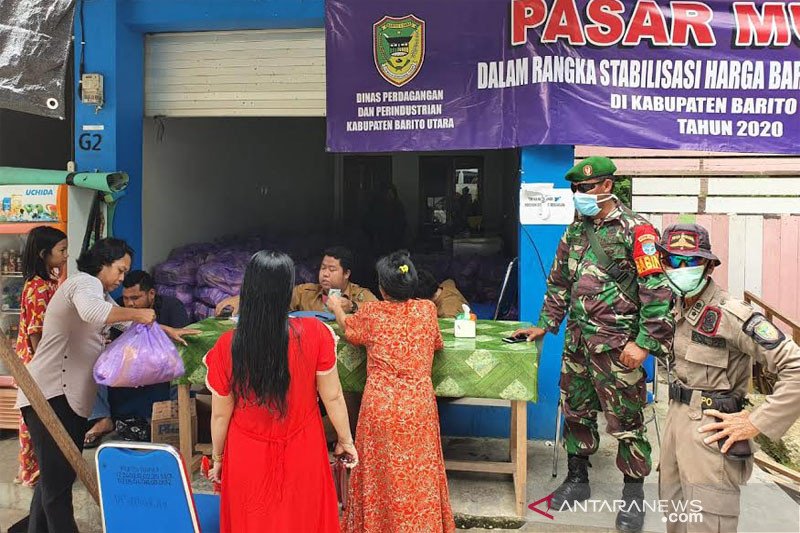 Pemkab jual sembako murah di Pasar PBB Muara Teweh