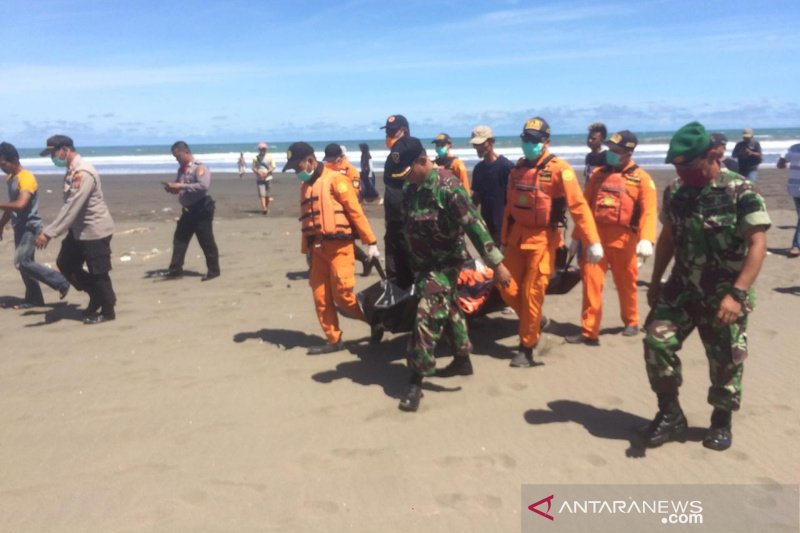 Nelayan yang hilang ditemukan meninggal di Pantai Tasikmalaya
