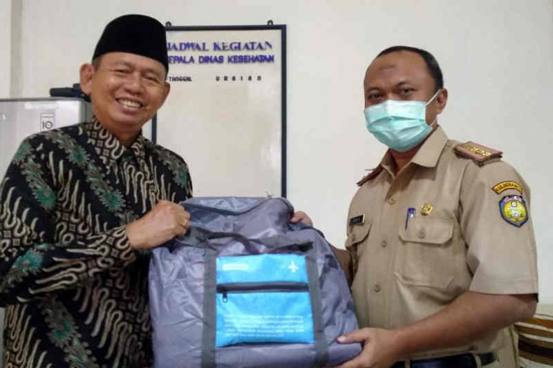 Baznas salurkan 49 paket APD ke puskesmas di Indramayu