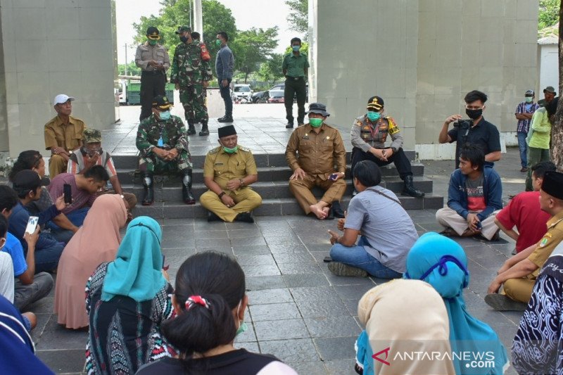 Pemkab Karawang jadikan area TM Pahlawan untuk pemakaman jenazah COVID-19