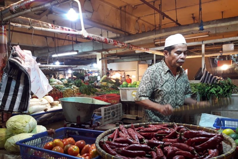 Harga kebutuhan pokok di Cianjur stabil, tingkat penjualan menurun