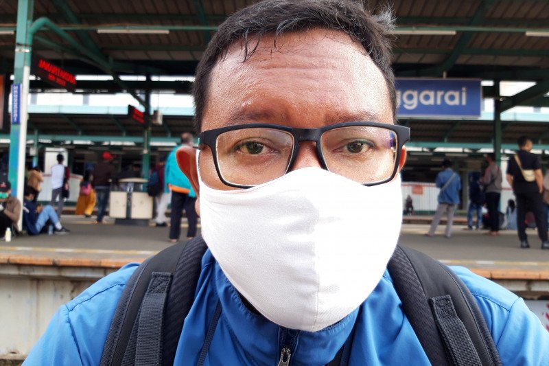 IDI : Gunakan masker kain dilapisi saputangan