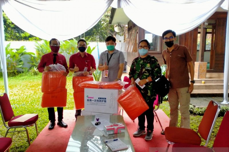 Pemkot Bogor salurkan bantuan APD untuk RS