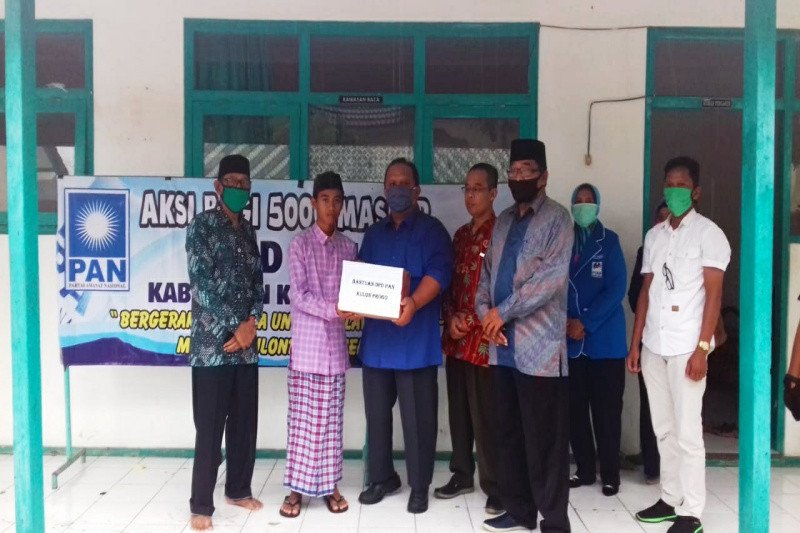 PAN Kulon Progo bagikan 5.000 masker ke organisasi sayap