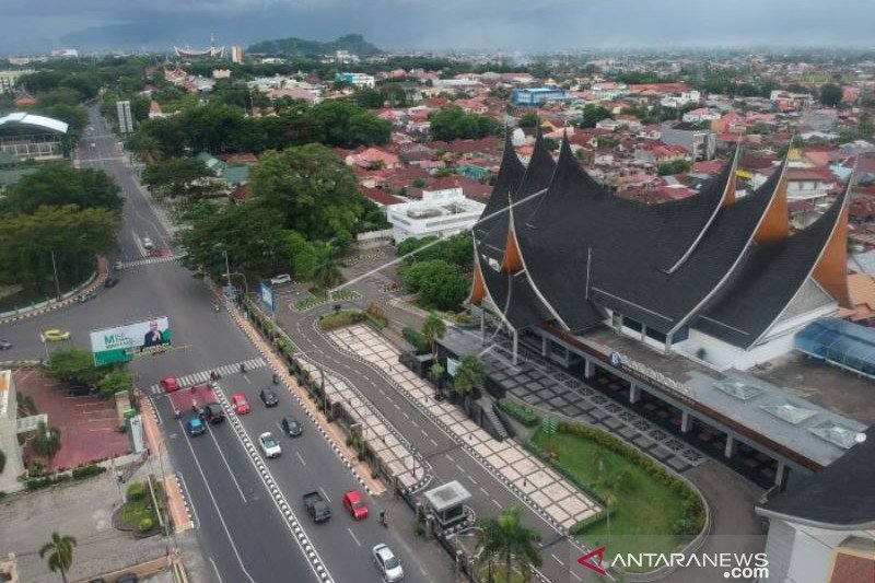 MASA TANGGAP DARURAT CORONA SUMBAR DIPERPANJANG