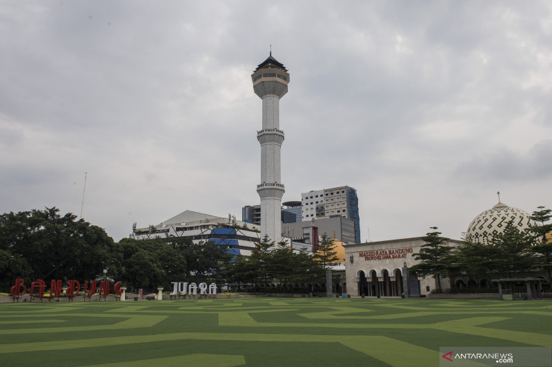 Pengurus Masjid Raya Bandung tak menyelenggarakan Shalat Idul Adha