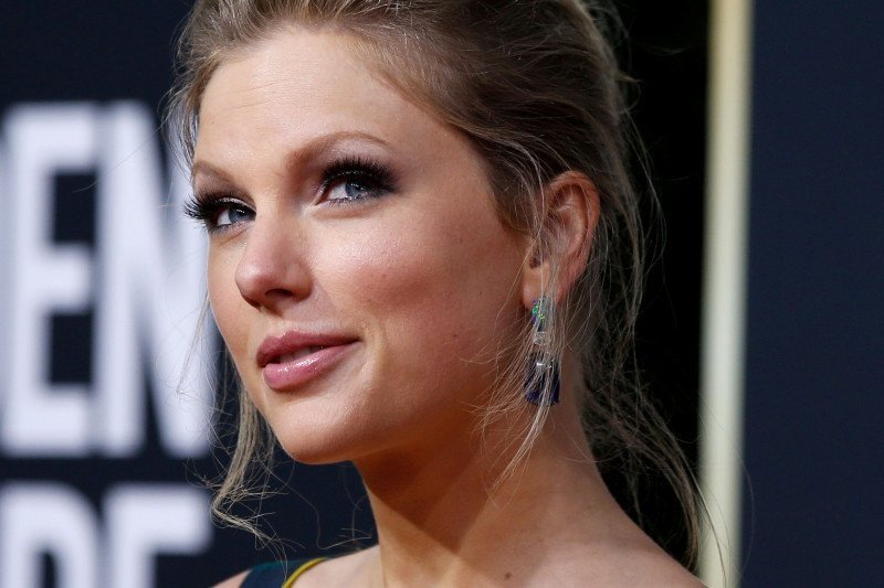 Taylor Swift serukan patung simbol rasis dihilangkan