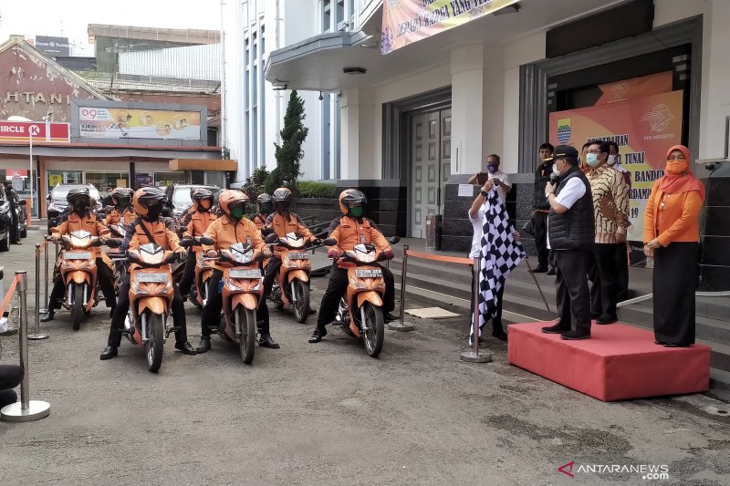 Pemkot Bandung salurkan bantuan kepada warga lewat PT Pos