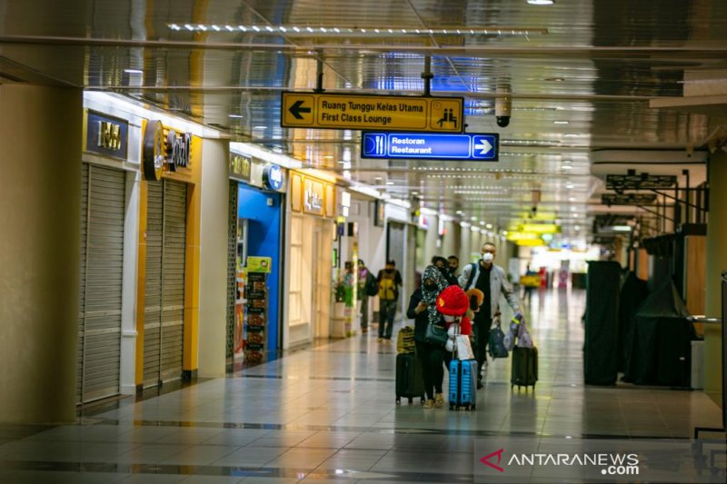 Bandara Hang Nadim Batam sepi