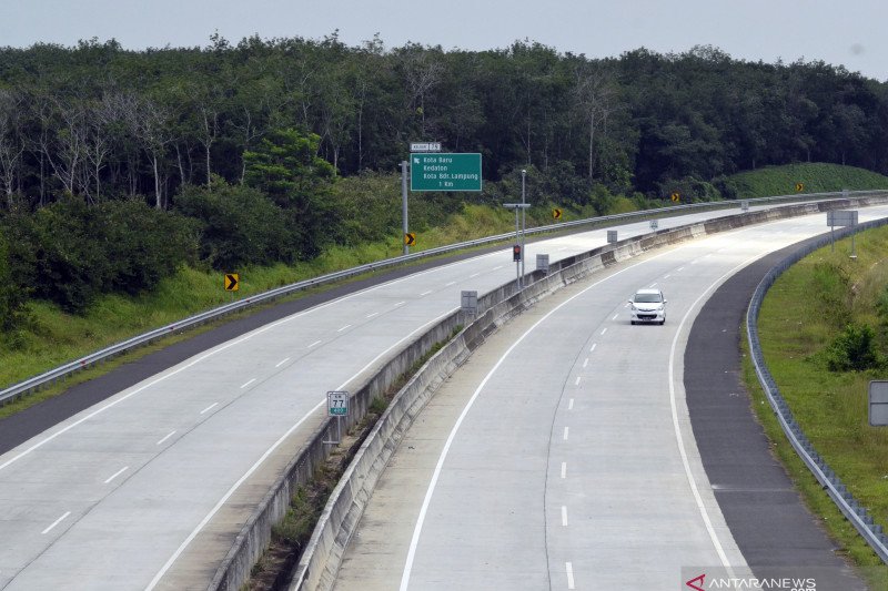 Satu petugas Gerbang Tol Simpang Pematang dirawat di Palembang