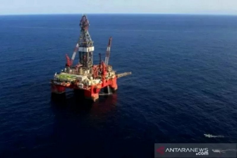 Harga minyak melonjak