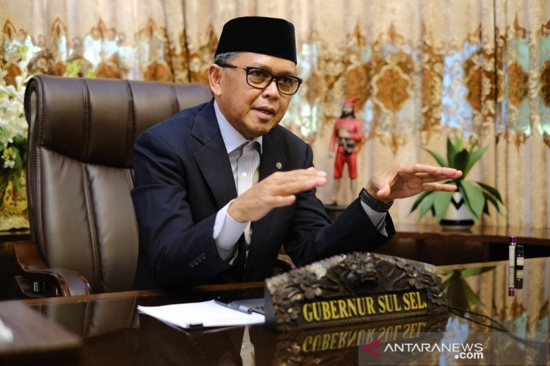 Gubernur Sulsel tekankan hak anak dapatkan pendidikan saat peringatan Hardiknas