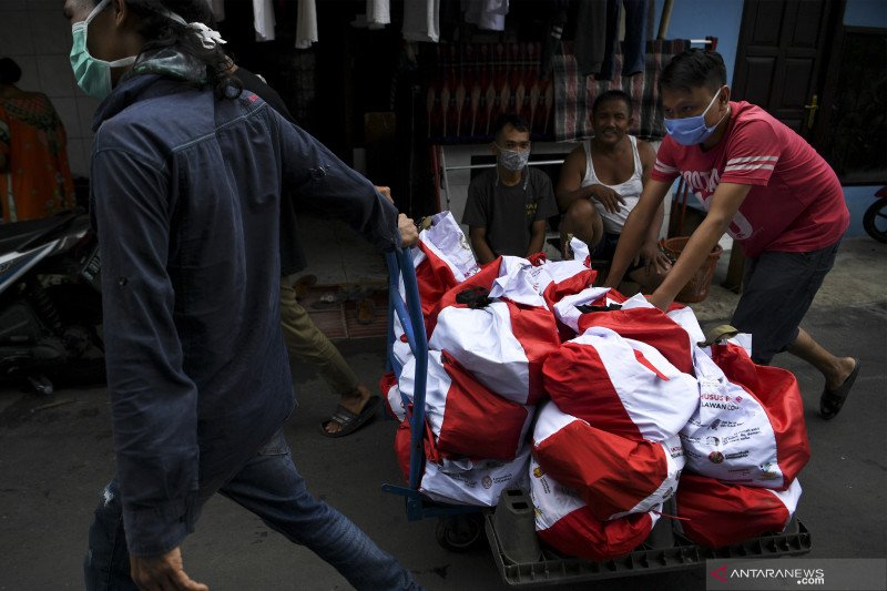 Presiden Jokowi minta data penerima bantuan sosial dibuka cegah kecurigaan