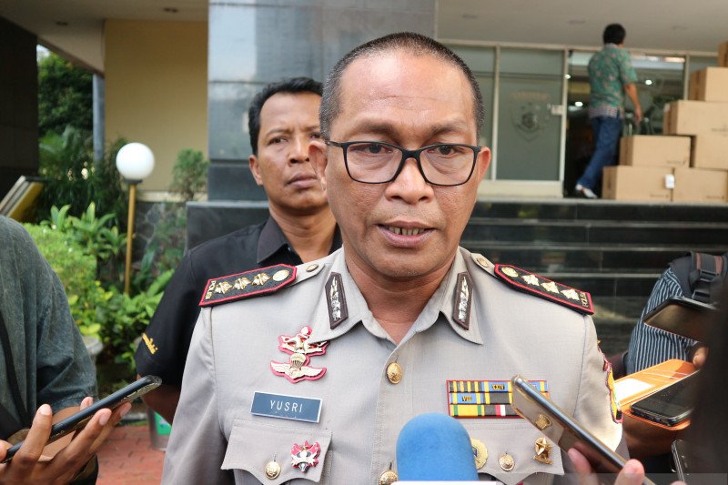 Kaca mobil "influencer" Dokter Tirta dirusak