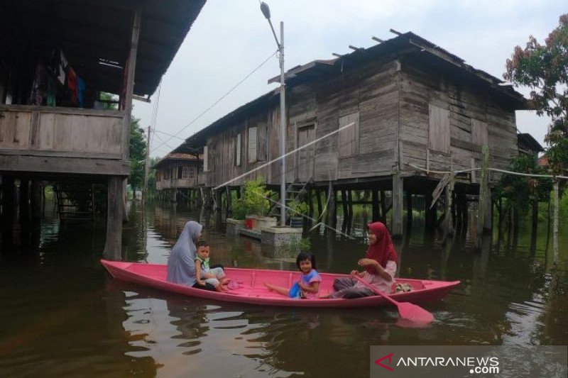 BANJIR DI JAMBI MELUAS