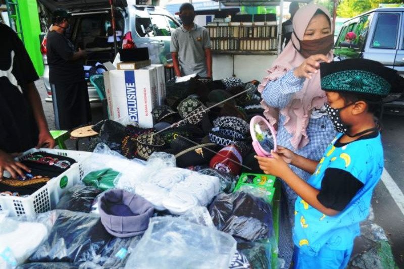 Penjualan Peci Menurun Dampak Pademi COVID-19