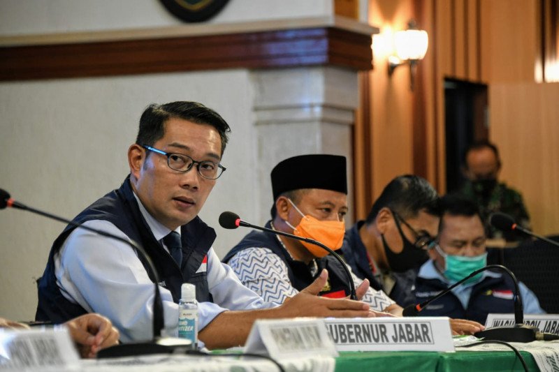 Gubernur Ridwan Kamil pastikan telur bansos provinsi berkualitas