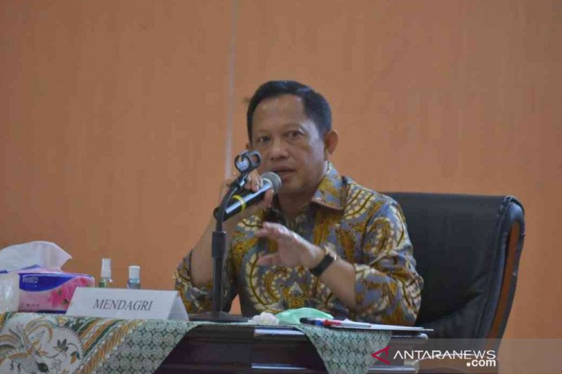 Mendagri tekankan pelanggar PSBB wajib diberi sanksi sosial