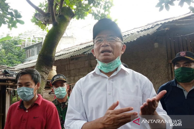 Menko Muhadjir inspeksi penerima sembako Banpres di Kabupaten Bogor