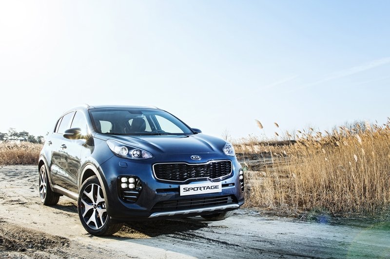 Sportage 18. Киа Спортейдж 18 года. Опель Антара или Киа Спортейдж. Киа Хиро.