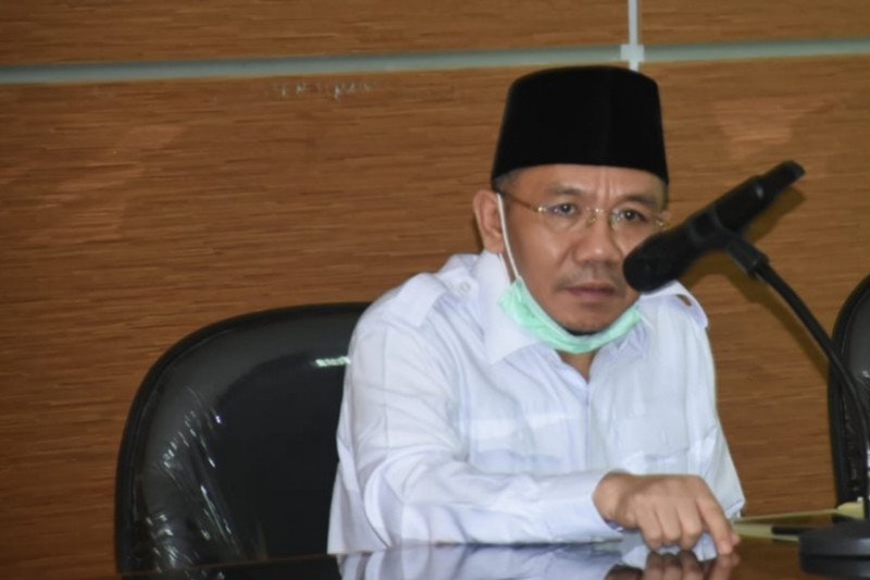 Bupati memimpin Rapat Evaluasi Tim Satgas COVID-19 Lombok Utara