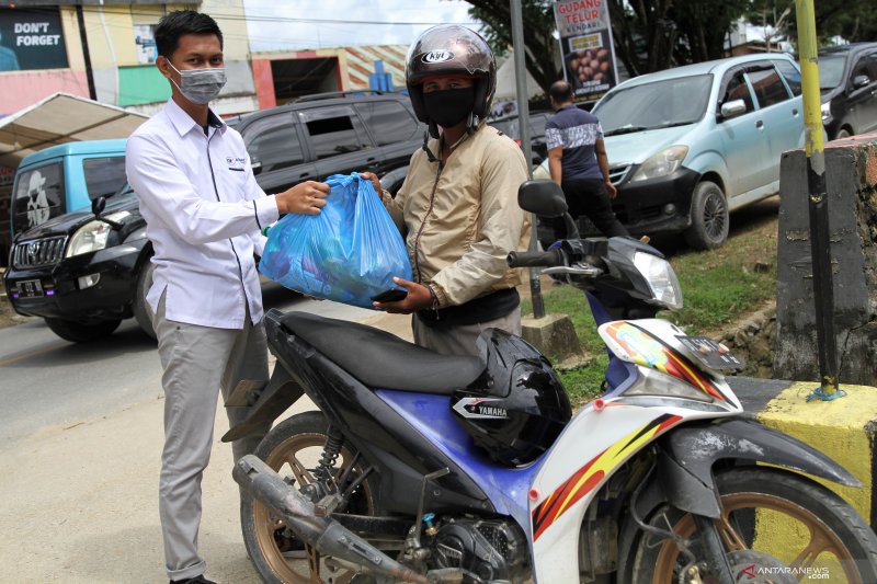 BERBAGI SEMBAKO JELANG IDUL FITRI