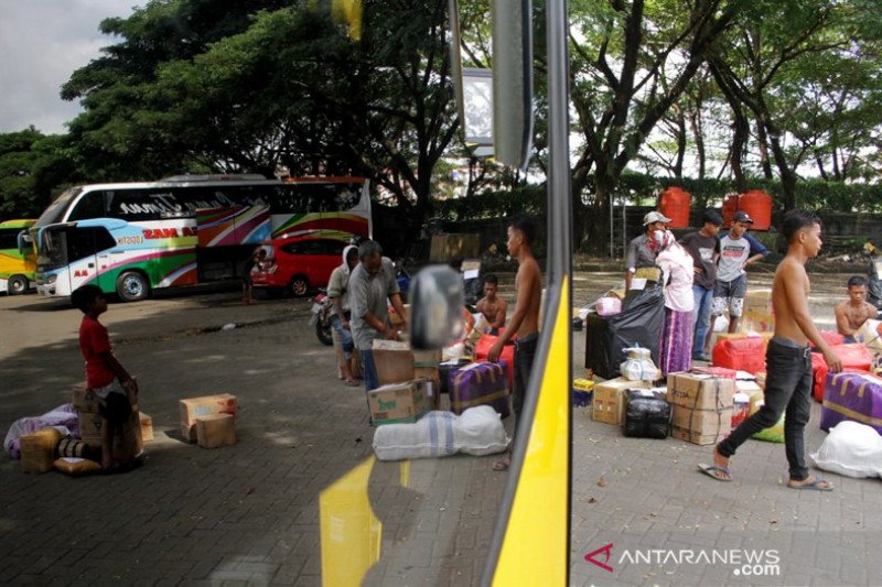 Bus antar kota tidak melayani penumpang