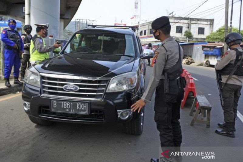 942 KENDARAAN PEMUDIK DI MERAK TUJUAN SUMATERA PUTAR BALIK