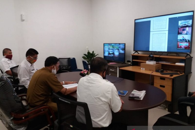 Bupati sampaikan LKPj 2019 ke DPRD secara virtual