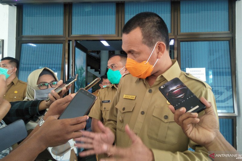 Wako Pariaman minta warga tertib administrasi dapatkan bantuan COVID-19