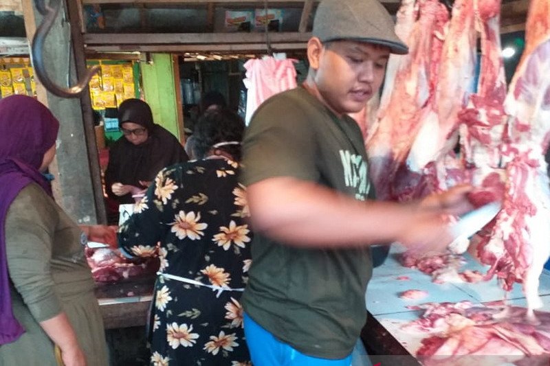 Jelang Idul Fitri, harga daging sapi di Palangka Raya melonjak